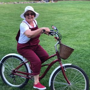 Meet your Posher, Joann